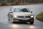 Volkswagen Passat Estate BlueMotion 2015 года (UK)